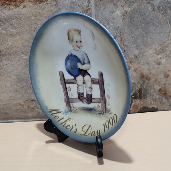 Schmid Hummel Mothers Day 1990 Mothers Little Athlete Decorative Wall Hanging Pl - Picture 9 of 11